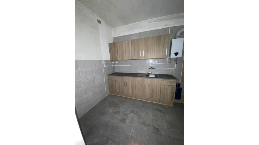 Prédio para Venda em Santo António dos Cavaleiros e Frielas Foto 6