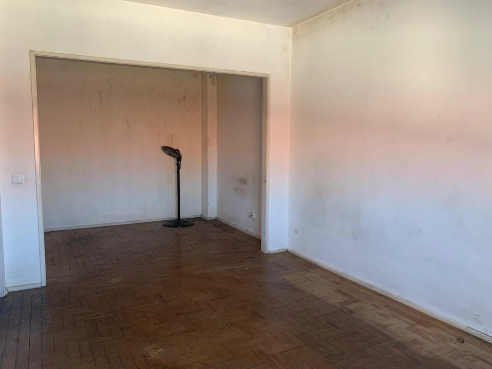 Prédio para Venda em Santo António dos Cavaleiros e Frielas Foto 27