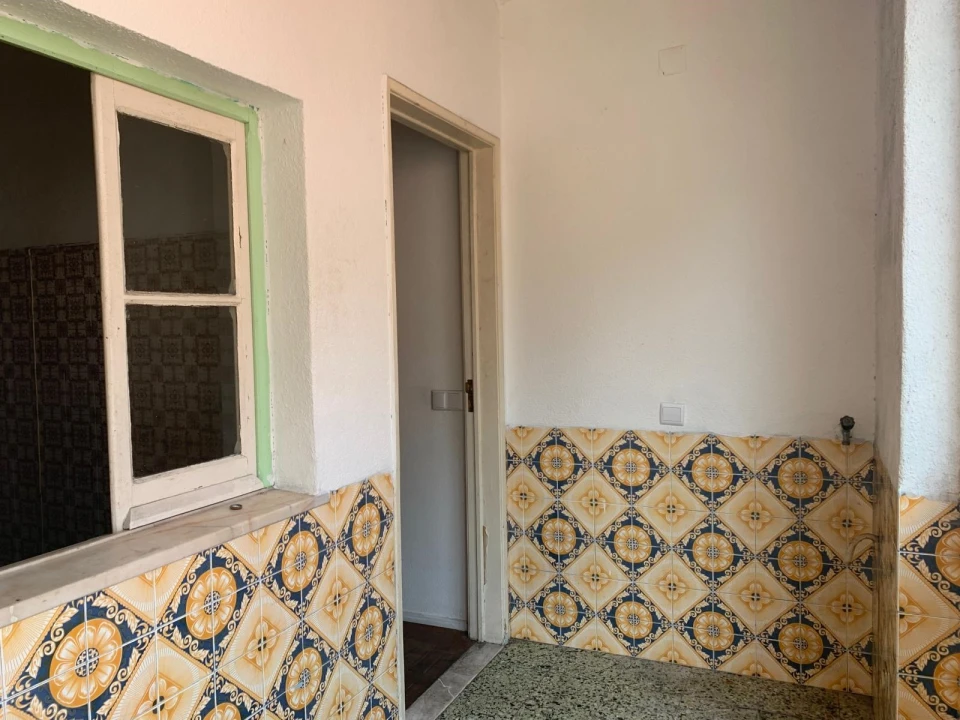 Prédio para Venda em Santo António dos Cavaleiros e Frielas Foto 15