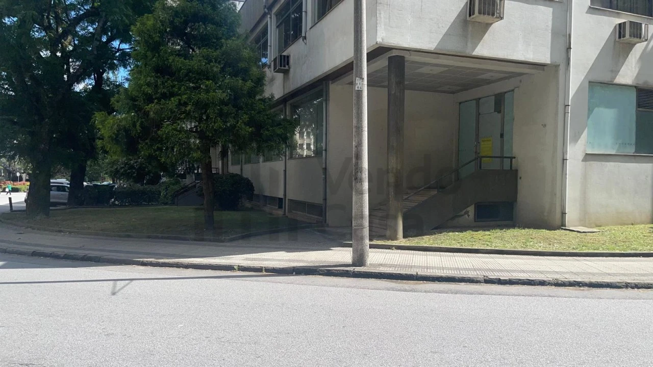 Loja para Venda em São Vitor (Braga) Foto 13