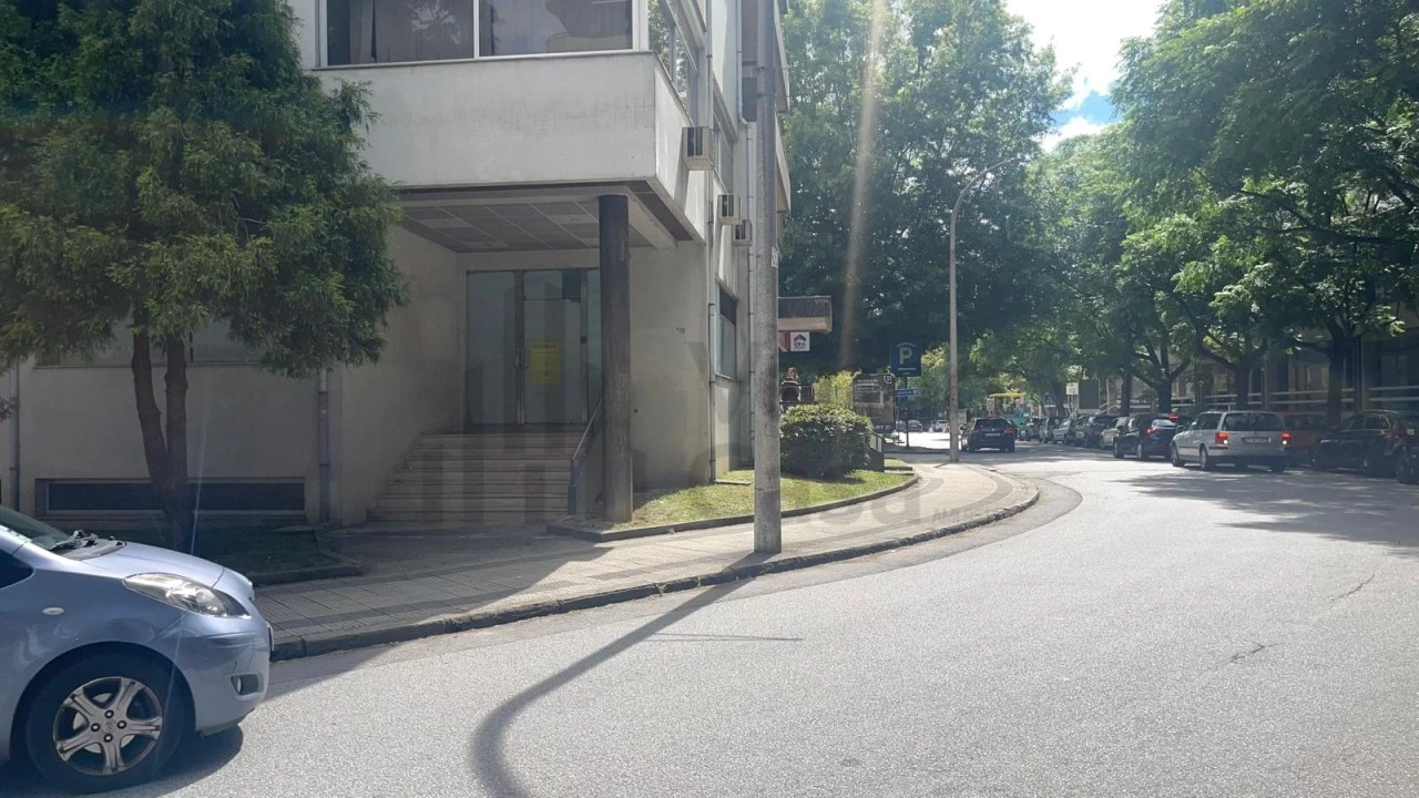 Loja para Venda em São Vitor (Braga) Foto 14
