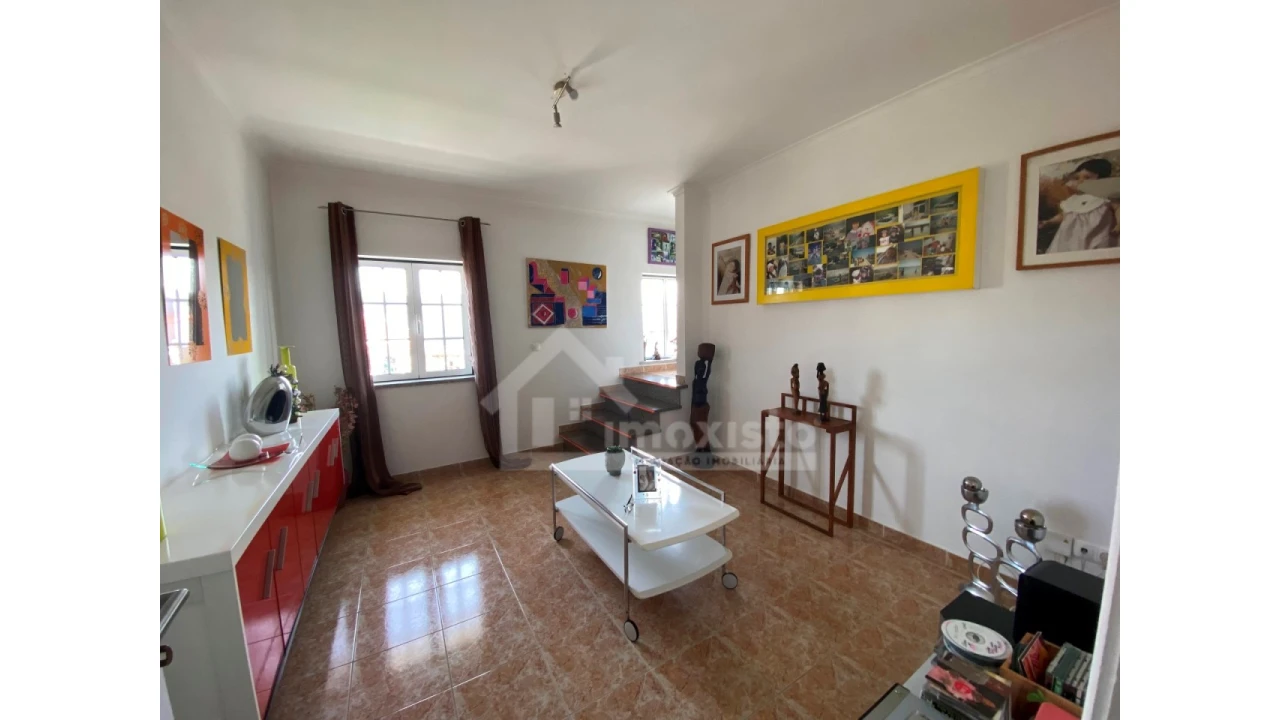 Moradia T4 para Venda em Castanheira de Pêra e Coentral Foto 13