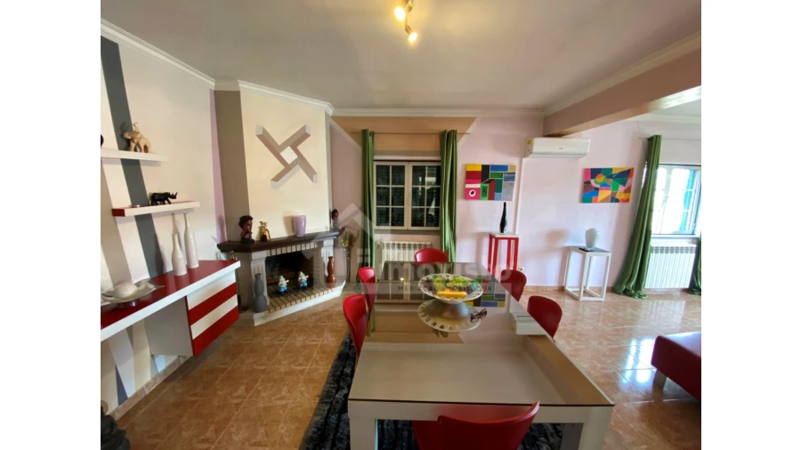 Moradia T4 para Venda em Castanheira de Pêra e Coentral Foto 7