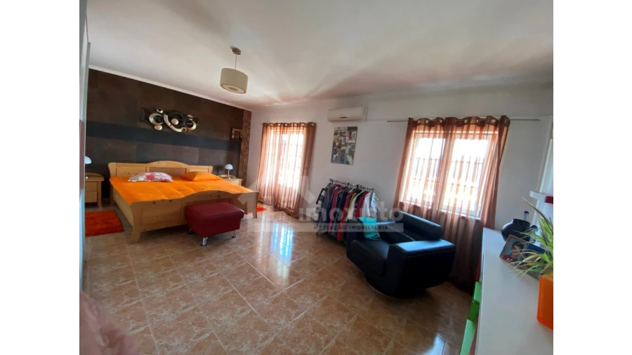 Moradia T4 para Venda em Castanheira de Pêra e Coentral Foto 20