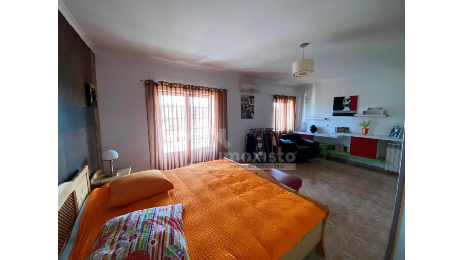 Moradia T4 para Venda em Castanheira de Pêra e Coentral Foto 23