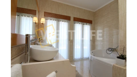 Moradia T2 para Venda em Ericeira