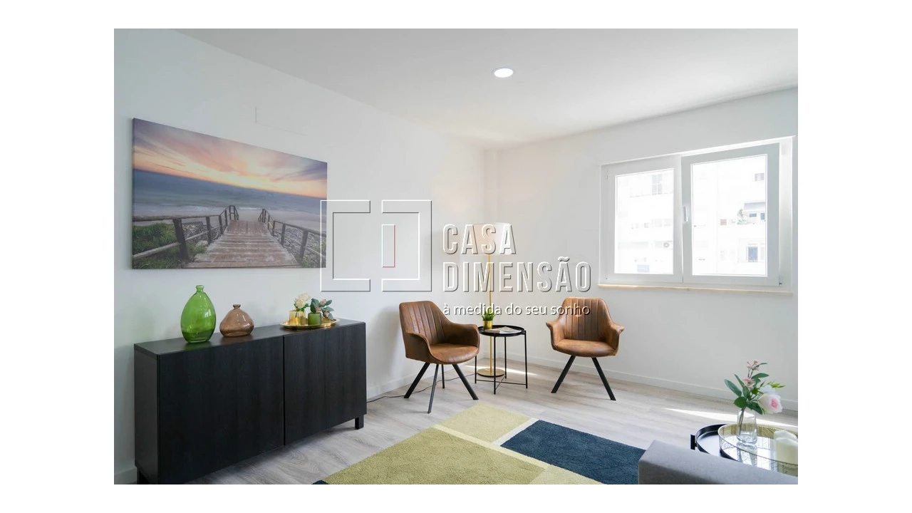 Apartamento T2 para Venda em Benfica Foto 4