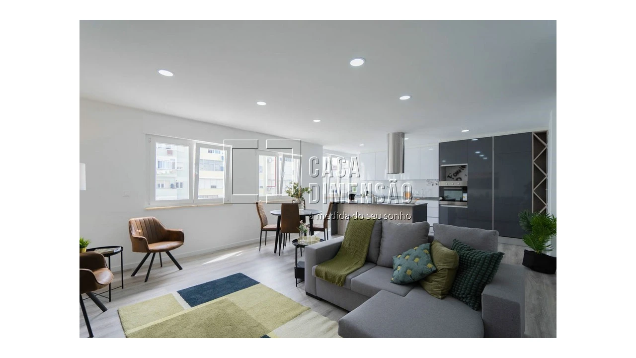 Apartamento T2 para Venda em Benfica Foto 9