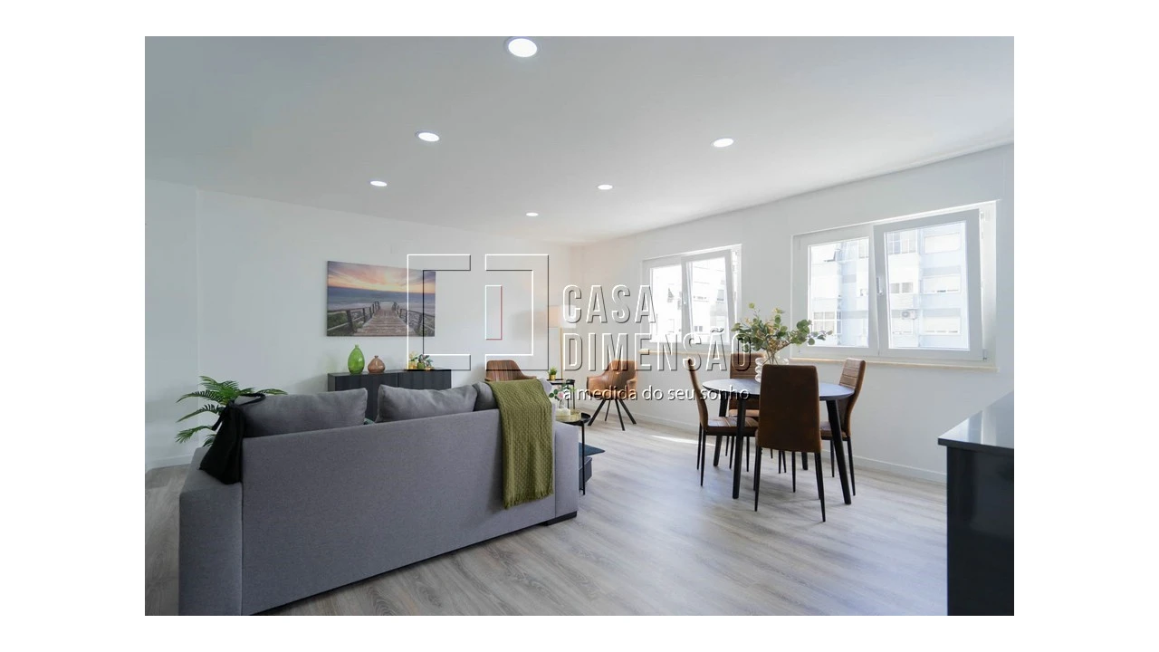 Apartamento T2 para Venda em Benfica Foto 15