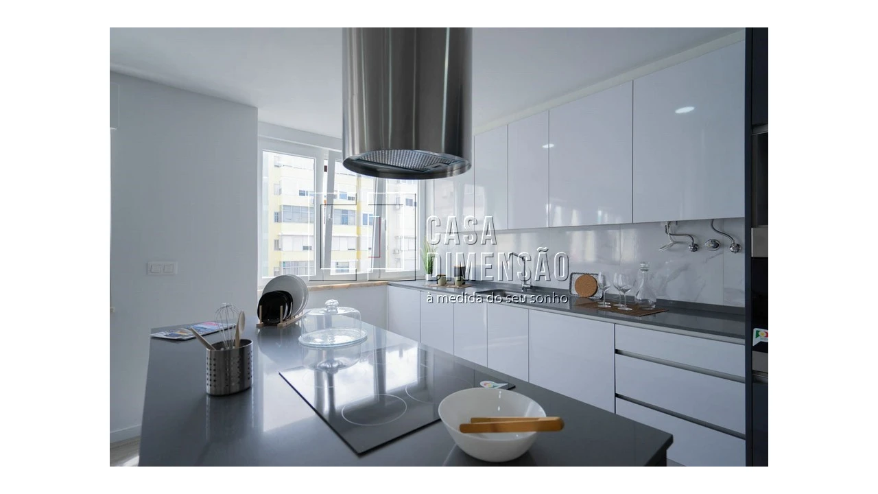 Apartamento T2 para Venda em Benfica Foto 17