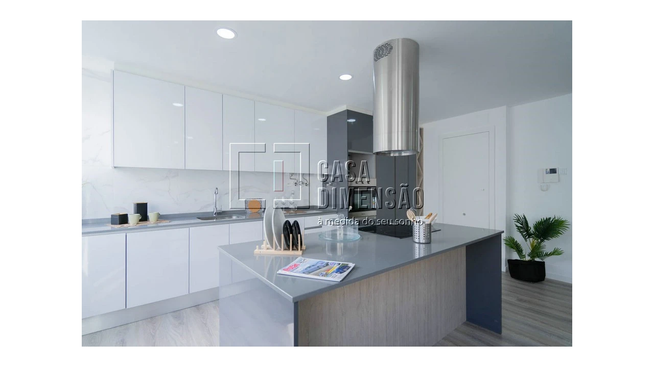Apartamento T2 para Venda em Benfica Foto 18