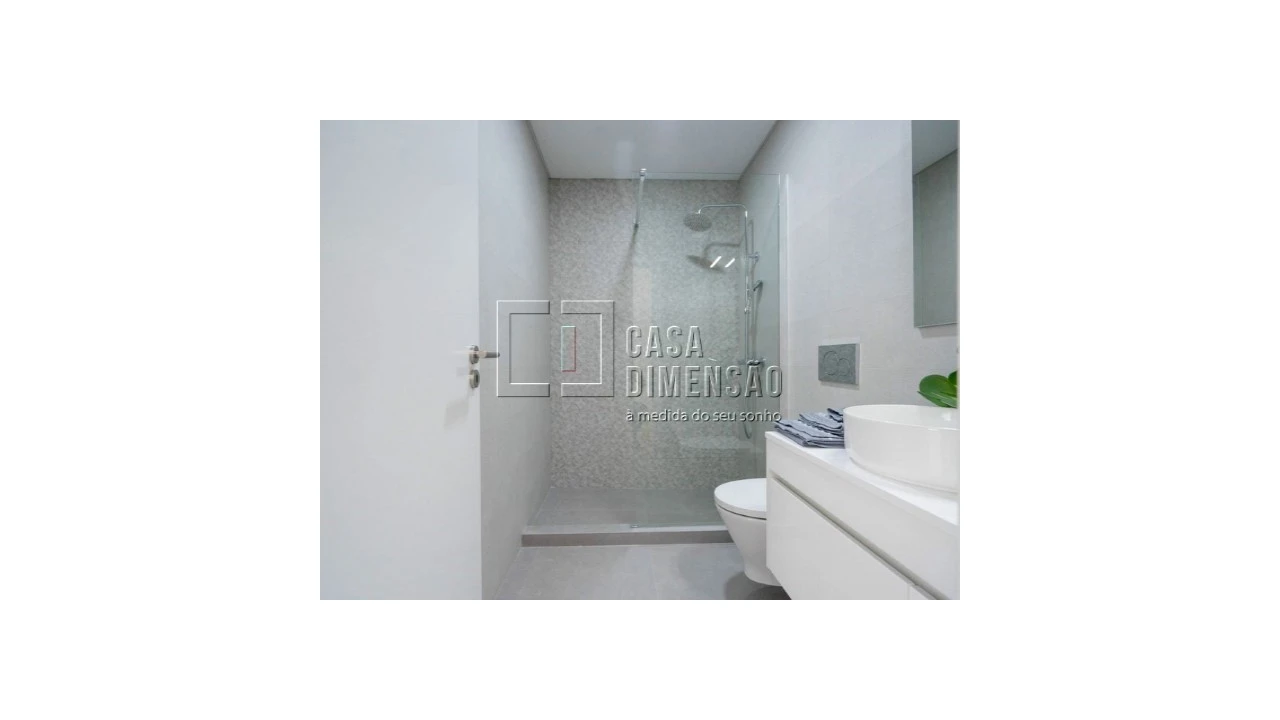 Apartamento T2 para Venda em Benfica Foto 23