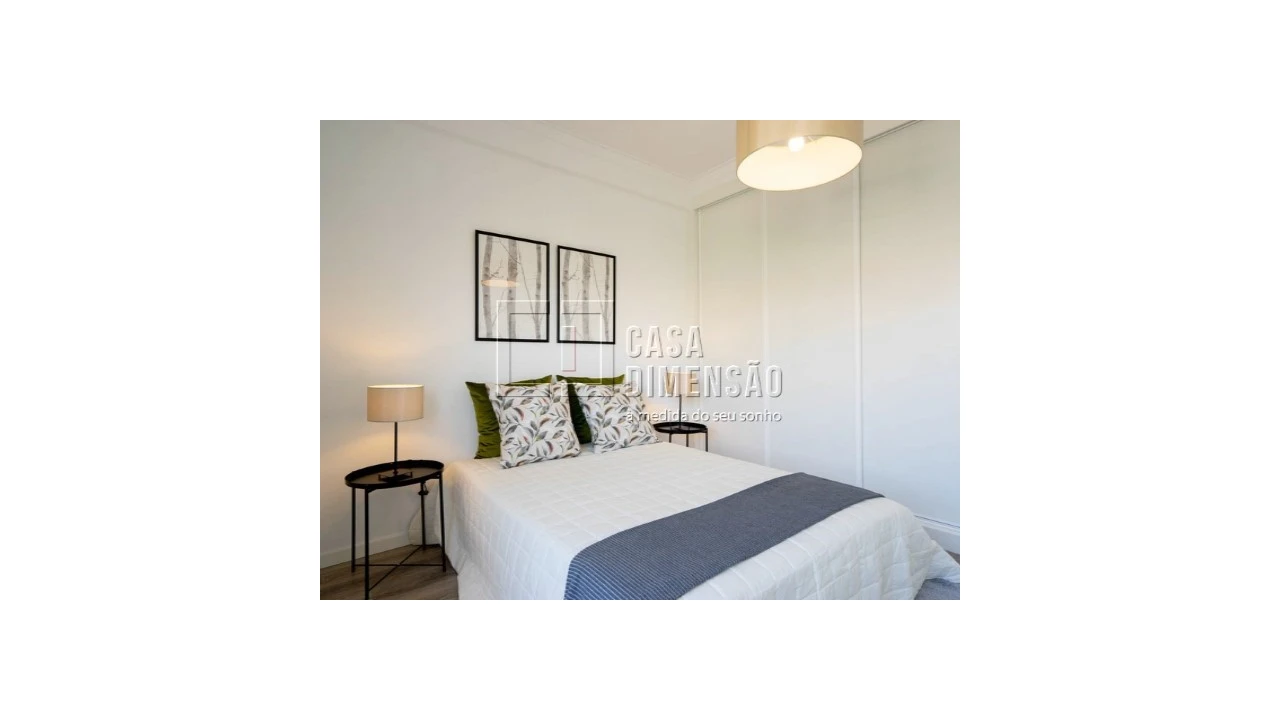 Apartamento T2 para Venda em Benfica Foto 32
