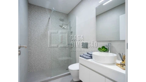 Apartamento T2 para Venda em Benfica
