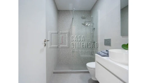 Apartamento T2 para Venda em Benfica