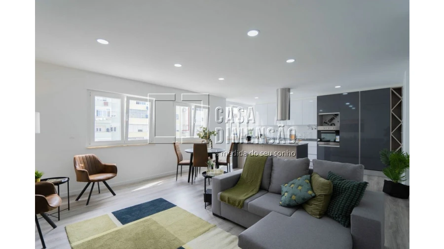 Apartamento T2 para Venda em Benfica Foto 9