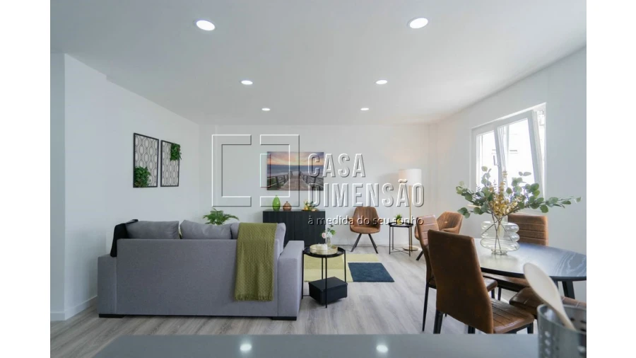 Apartamento T2 para Venda em Benfica Foto 13