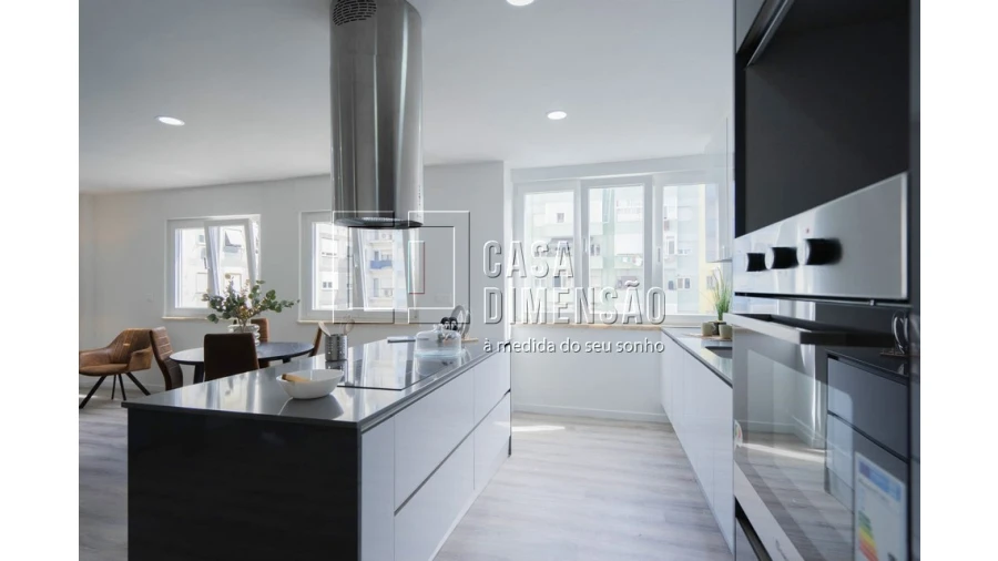 Apartamento T2 para Venda em Benfica Foto 19