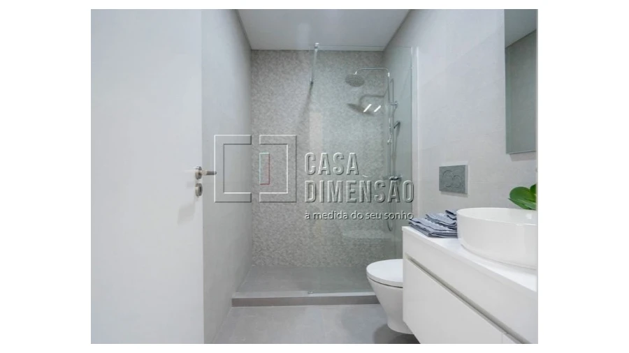Apartamento T2 para Venda em Benfica Foto 23