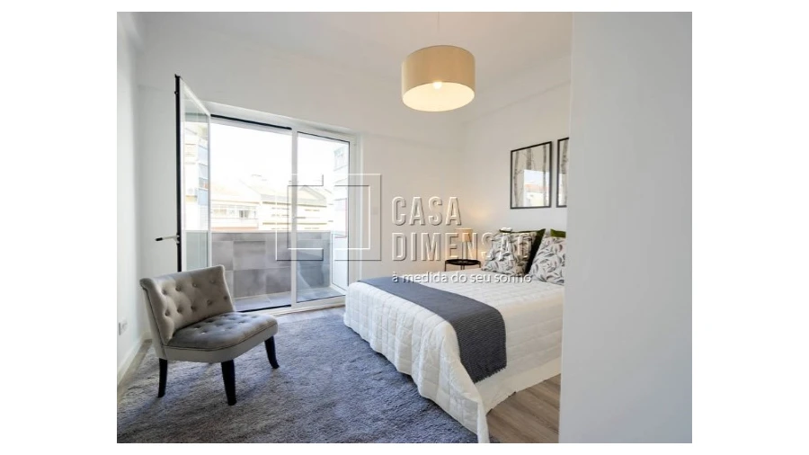 Apartamento T2 para Venda em Benfica Foto 27