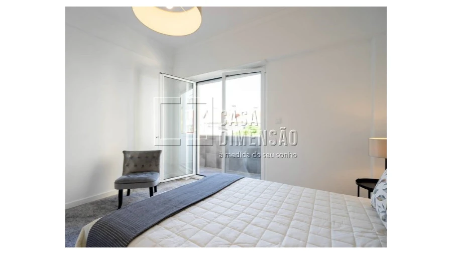 Apartamento T2 para Venda em Benfica Foto 29