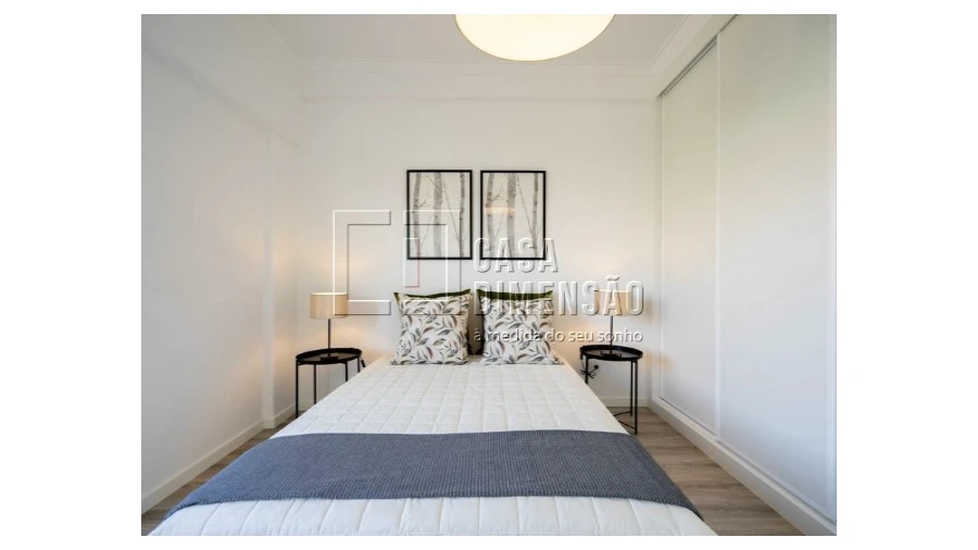 Apartamento T2 para Venda em Benfica Foto 30