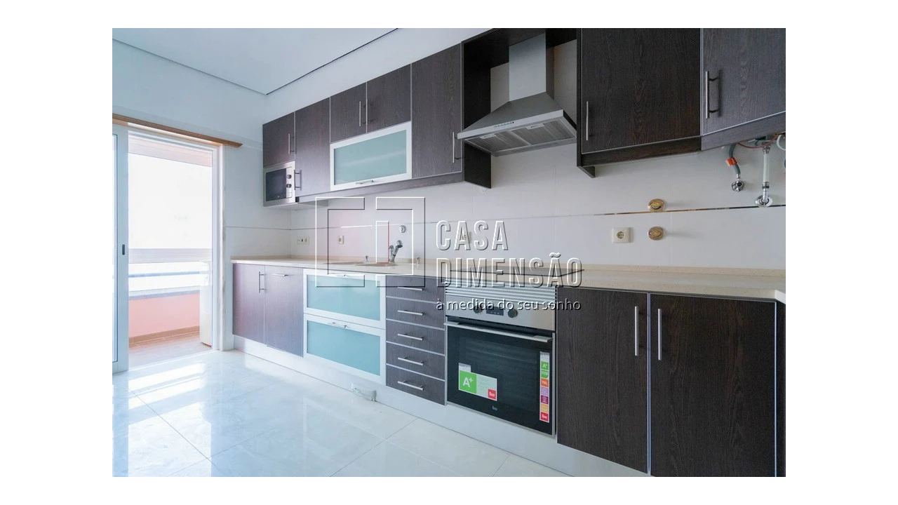 Apartamento T2 para Venda em Barcarena Foto 7