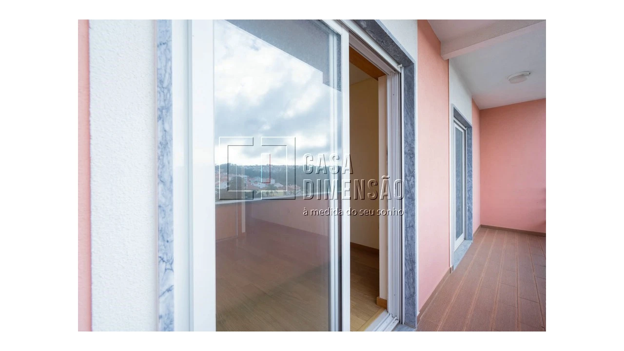 Apartamento T2 para Venda em Barcarena Foto 17