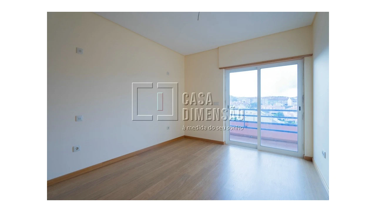 Apartamento T2 para Venda em Barcarena Foto 18