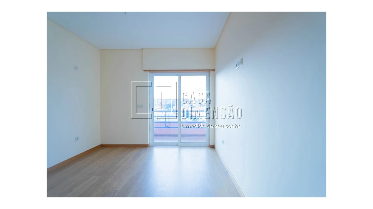 Apartamento T2 para Venda em Barcarena Foto 19