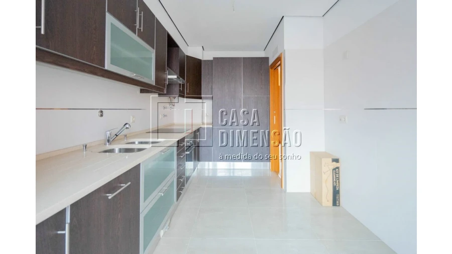 Apartamento T2 para Venda em Barcarena Foto 12