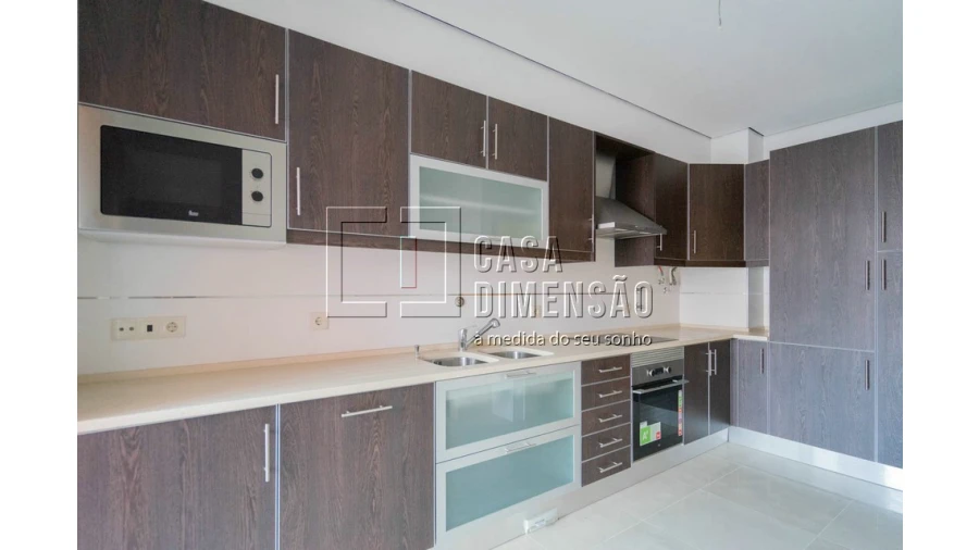 Apartamento T2 para Venda em Barcarena Foto 13
