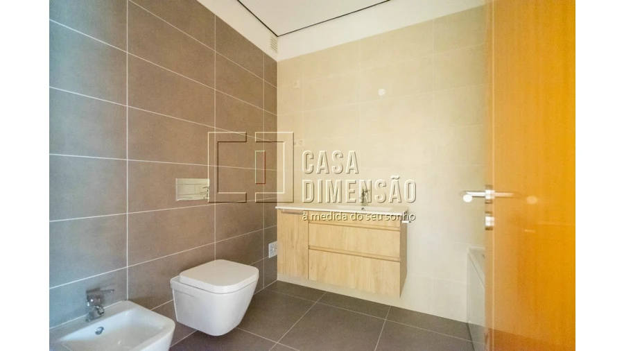 Apartamento T2 para Venda em Barcarena Foto 23