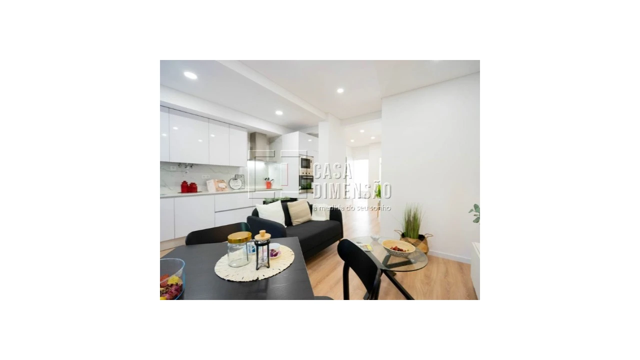 Apartamento T3 para Venda em Benfica Foto 5