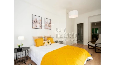 Apartamento T3 para Venda em Benfica