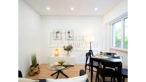 Apartamento T3 para Venda em Benfica