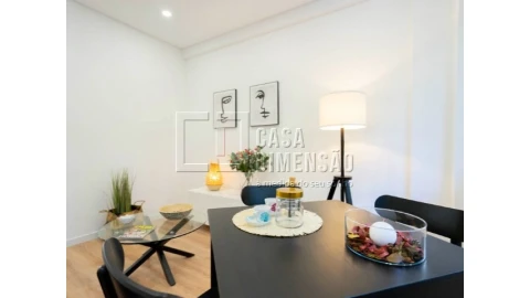 Apartamento T3 para Venda em Benfica