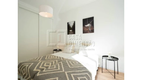 Apartamento T3 para Venda em Benfica