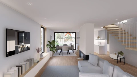 Moradia T4 para Venda em Santa Joana