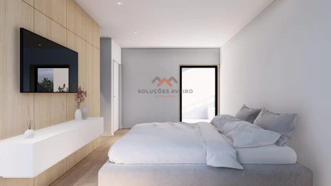 Moradia T4 para Venda em Santa Joana