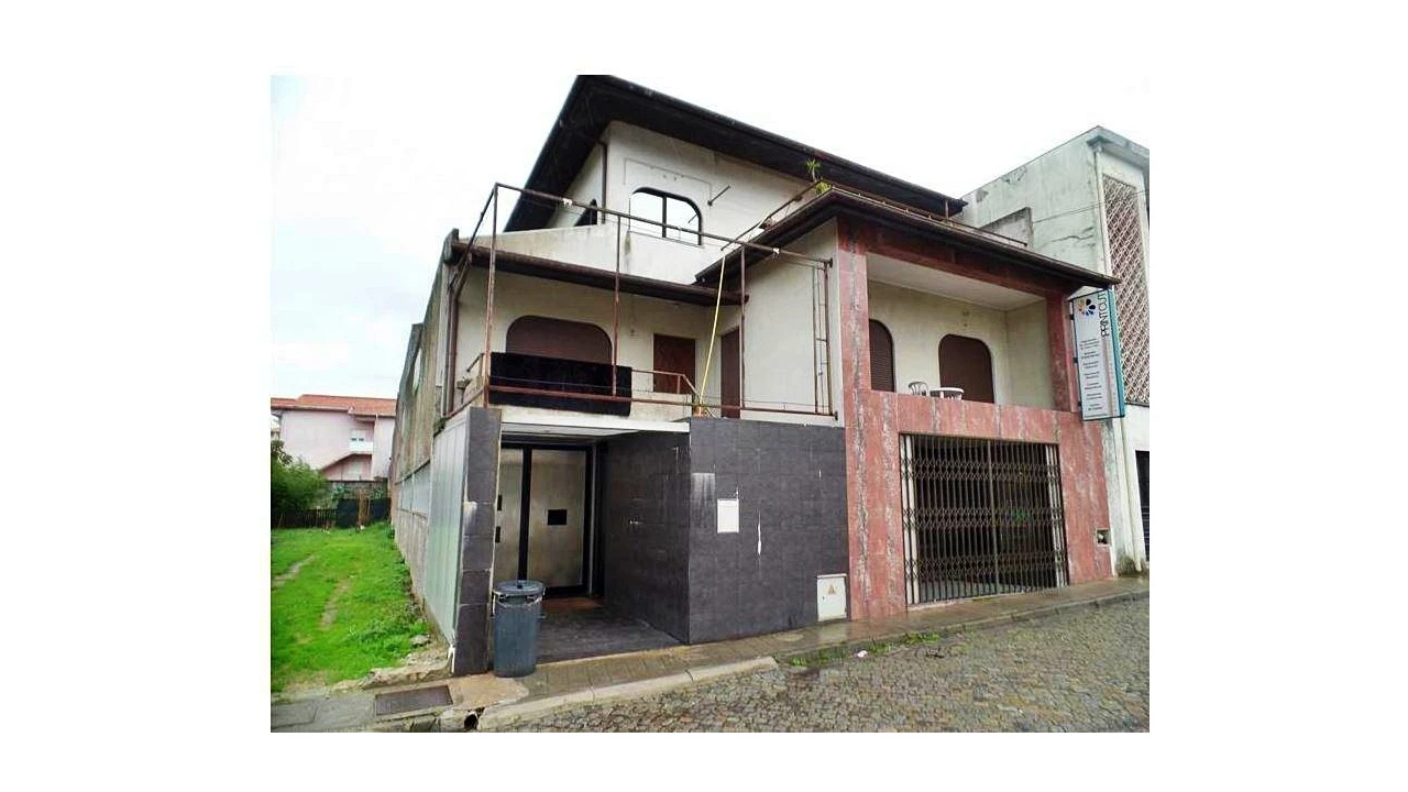 Prédio para Venda em Vila das Aves Foto 2