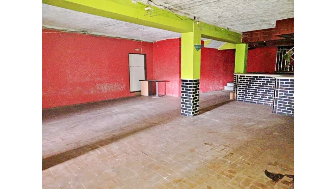 Prédio para Venda em Vila das Aves Foto 15