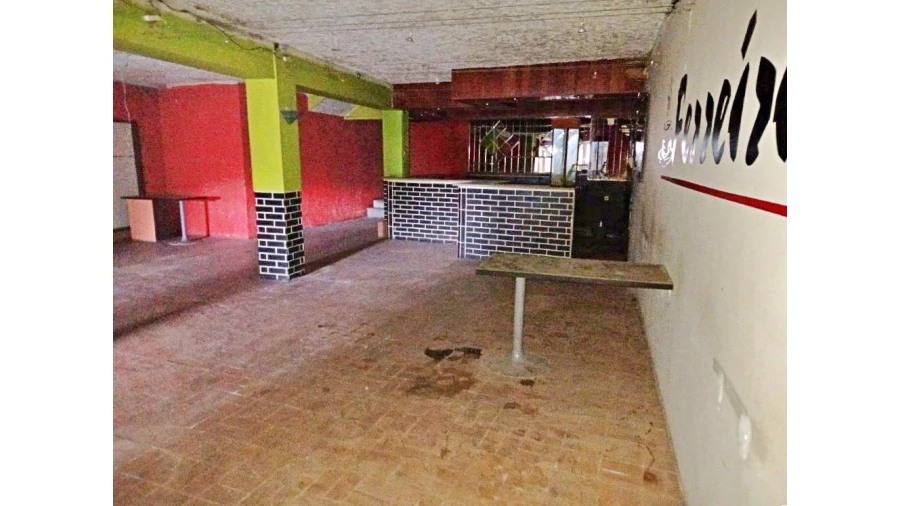 Prédio para Venda em Vila das Aves Foto 14