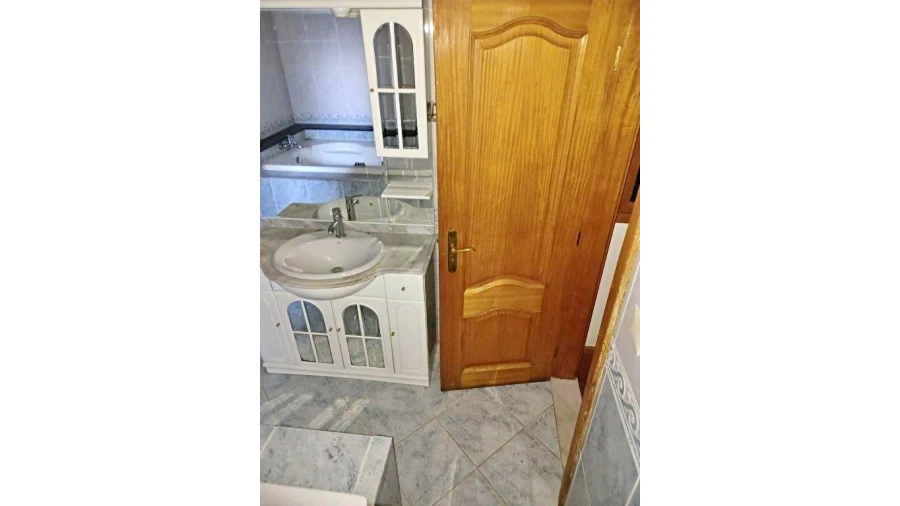 Prédio para Venda em Vila das Aves Foto 8