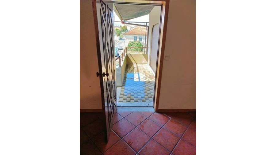 Prédio para Venda em Vila das Aves Foto 12