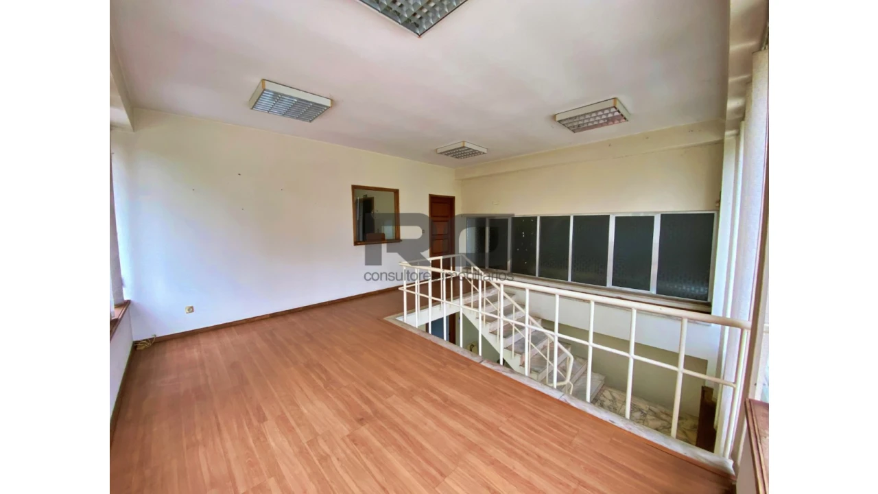 Armazém para Arrendamento em Bougado (São Martinho e Santiago) Foto 15