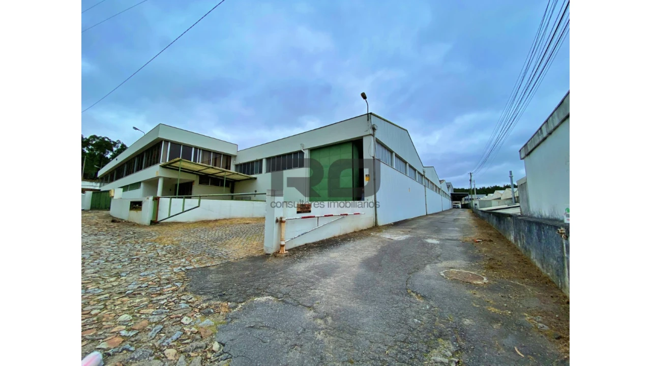 Armazém para Arrendamento em Bougado (São Martinho e Santiago) Foto 30