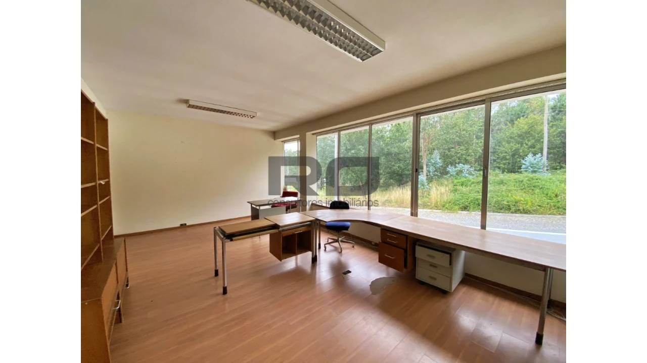 Armazém para Arrendamento em Bougado (São Martinho e Santiago) Foto 16