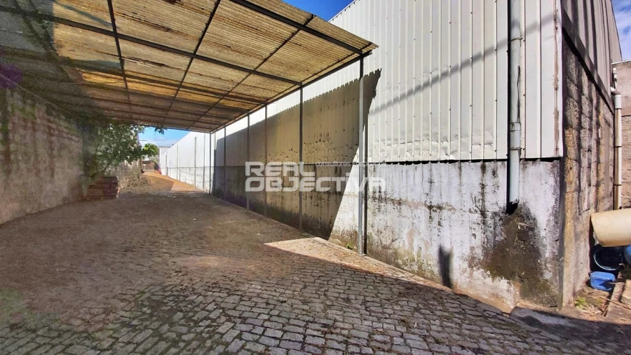 Armazém para Venda em Rebordões Foto 29