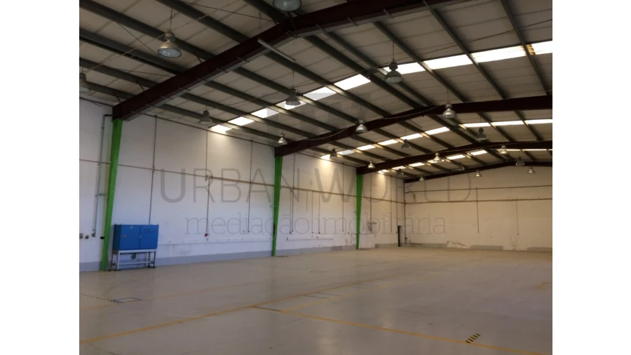 Armazém para Arrendamento em Mafra Foto 1